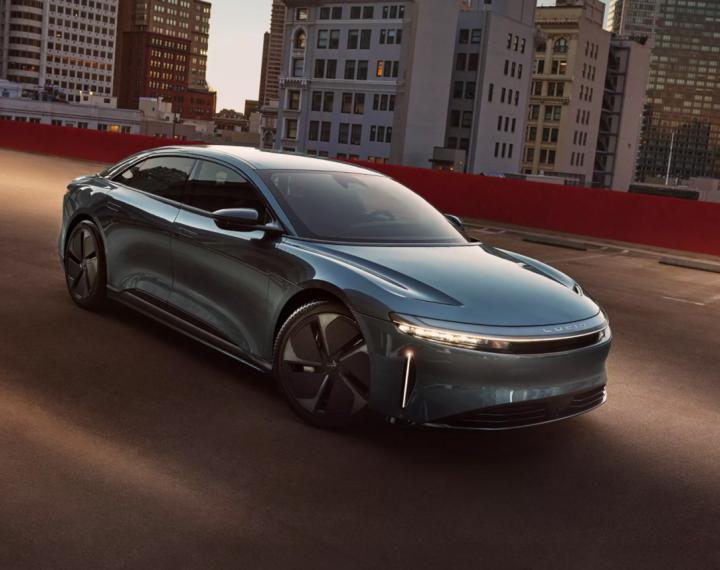 Lucid Motors will roll out hands-free highway driving this month